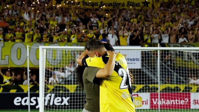 Emotivo homenaje del NAC Breda a un jugador que perdió a su hija