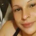 Femicidio en Luján: la mató a puñaladas ante sus tres hijos