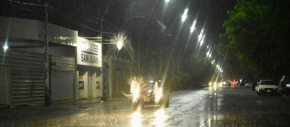 Frío persistente en San Juan con lluvias y viento Sur