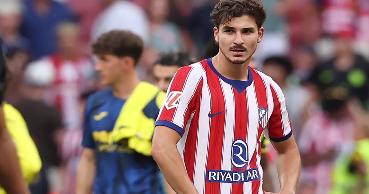 Hinchas de Atlético Madrid silbaron a Julián Álvarez