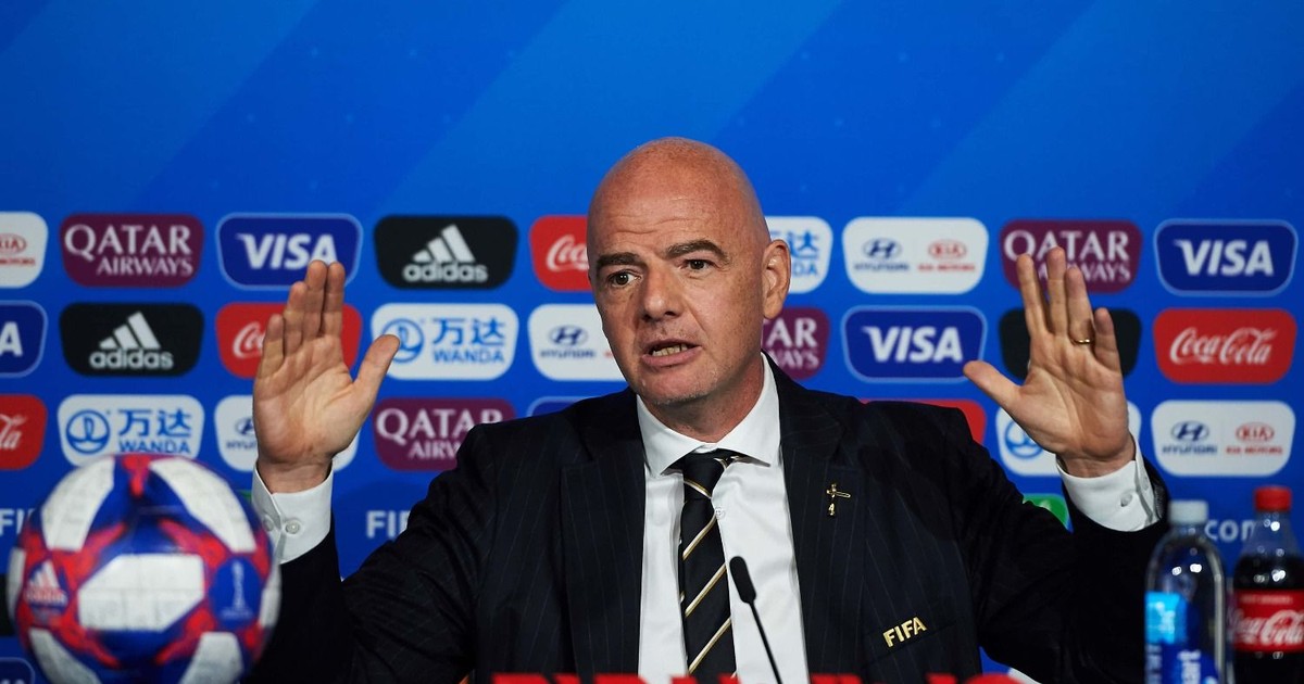 Infantino frenó el plan para privatizar negocios del Mundial