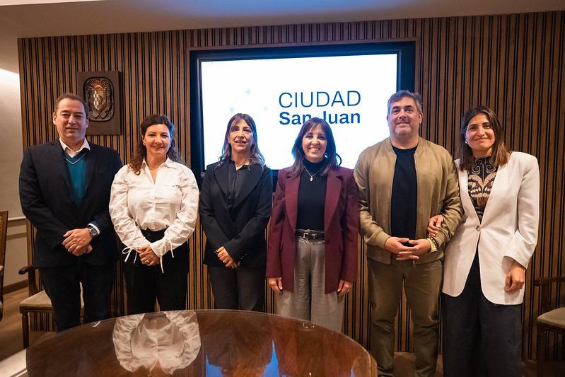 La Ciudad de San Juan firmó un convenio con CAPRIMSA para capacitar en minería