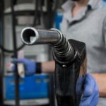 Los combustibles subieron más de 550% desde que asumió Milei