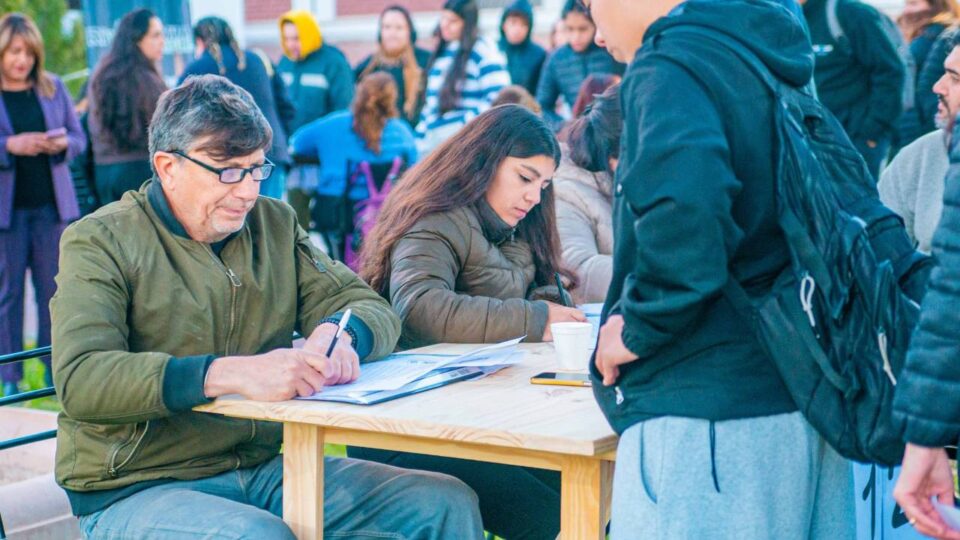 Más de 1.500 vecinos de Rivadavia se inscribieron en cursos de capacitación