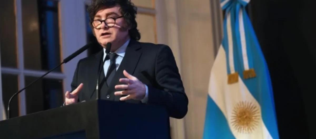 Milei confirma su reelección en 2027 y critica a gobiernos anteriores