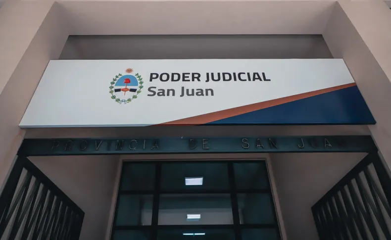 Mujer denuncia fraude bancario por más de 570 mil pesos