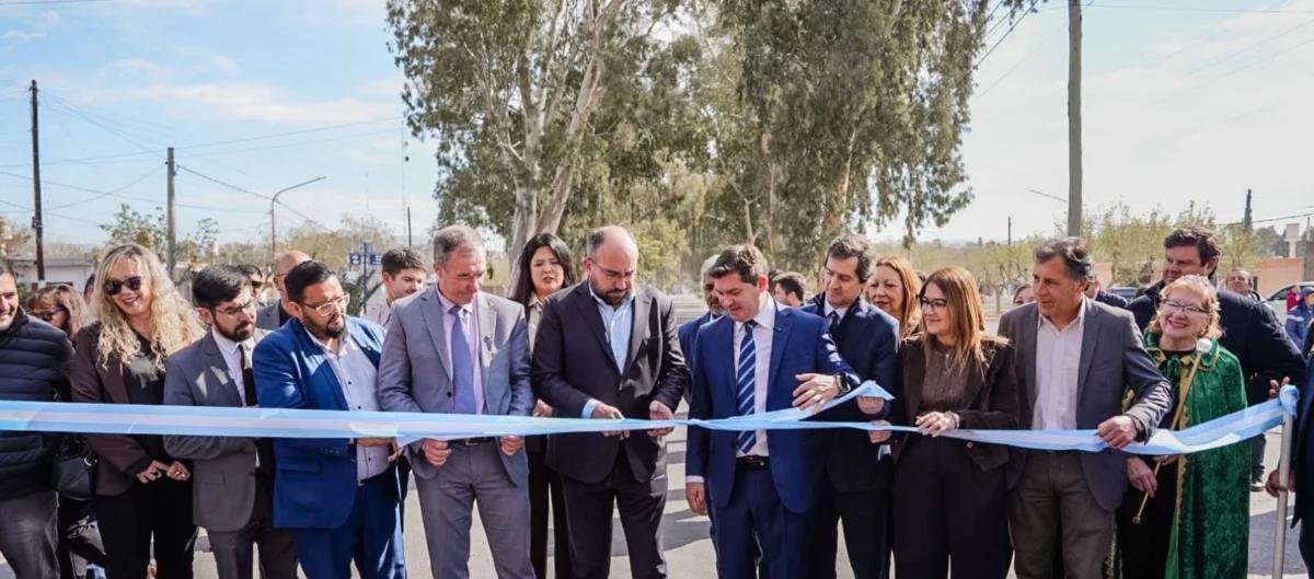 Orrego anuncia repavimentación de 5 km de Sargento Cabral