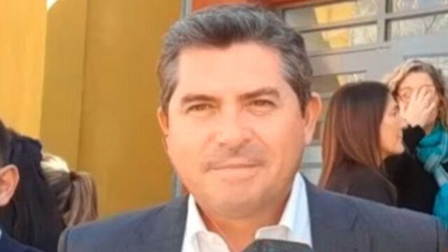 Orrego cruzó a legisladores que rechazaron la compra de computadoras
