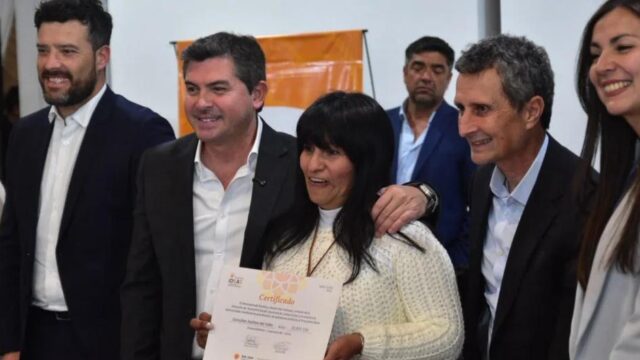Orrego entregó herramientas a emprendedores sanjuaninos