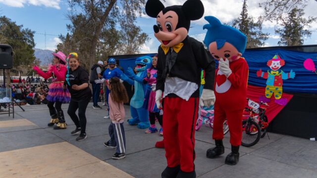 Rawson arrancó los festejos del Día del Niño con más de 3.000 personas