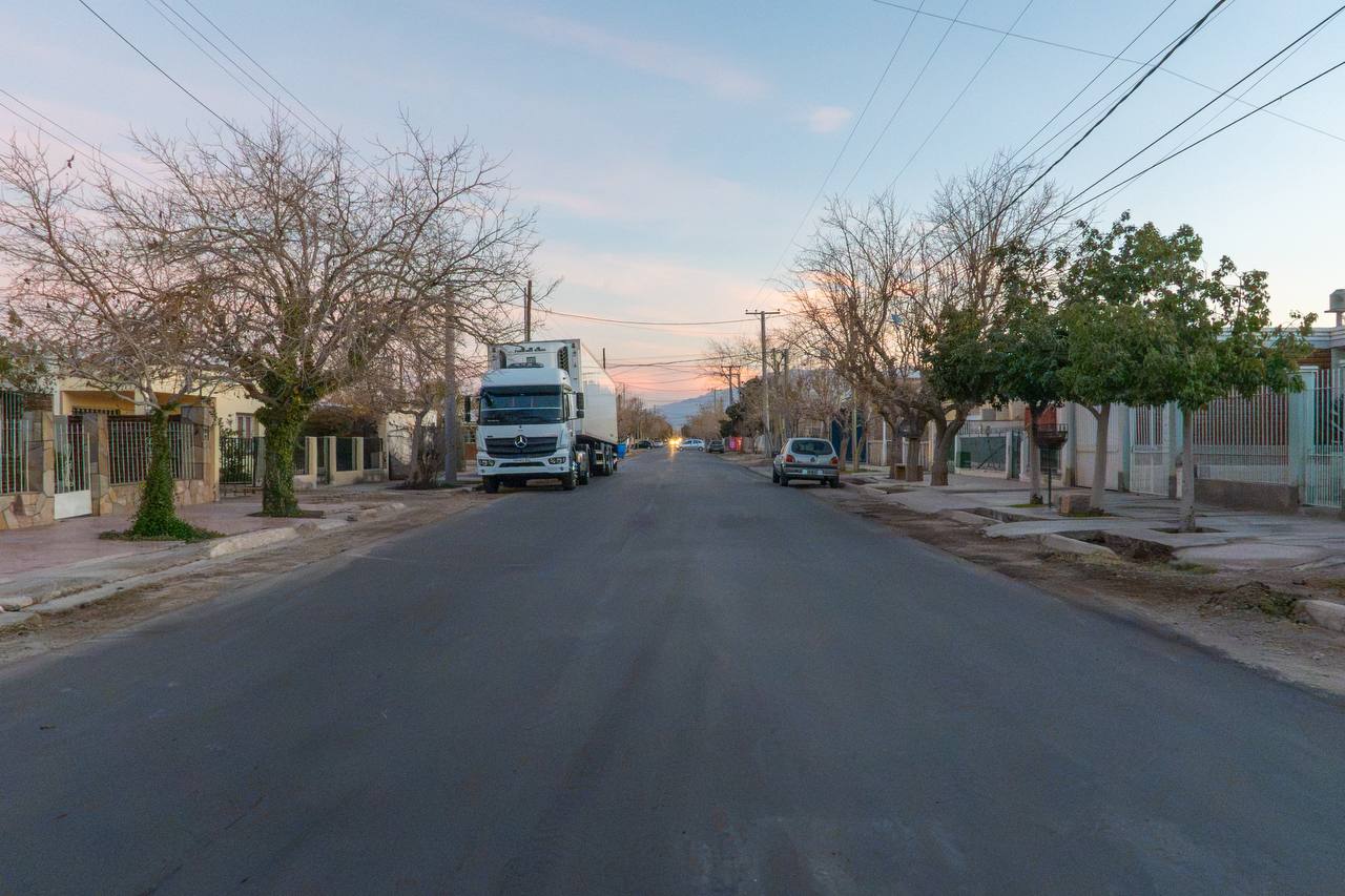 Rawson avanza con pavimentación con fondos propios