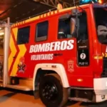 Rescatan a una familia atrapada por un incendio en Rawson