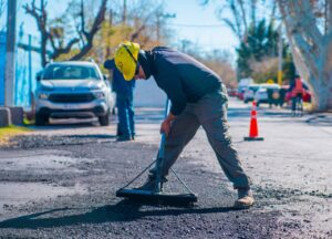 Rivadavia repavimenta calle Reconquista en casi un kilómetro