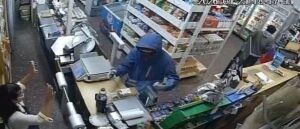 Roban un almacén en Rawson y se llevan una cortadora de fiambre