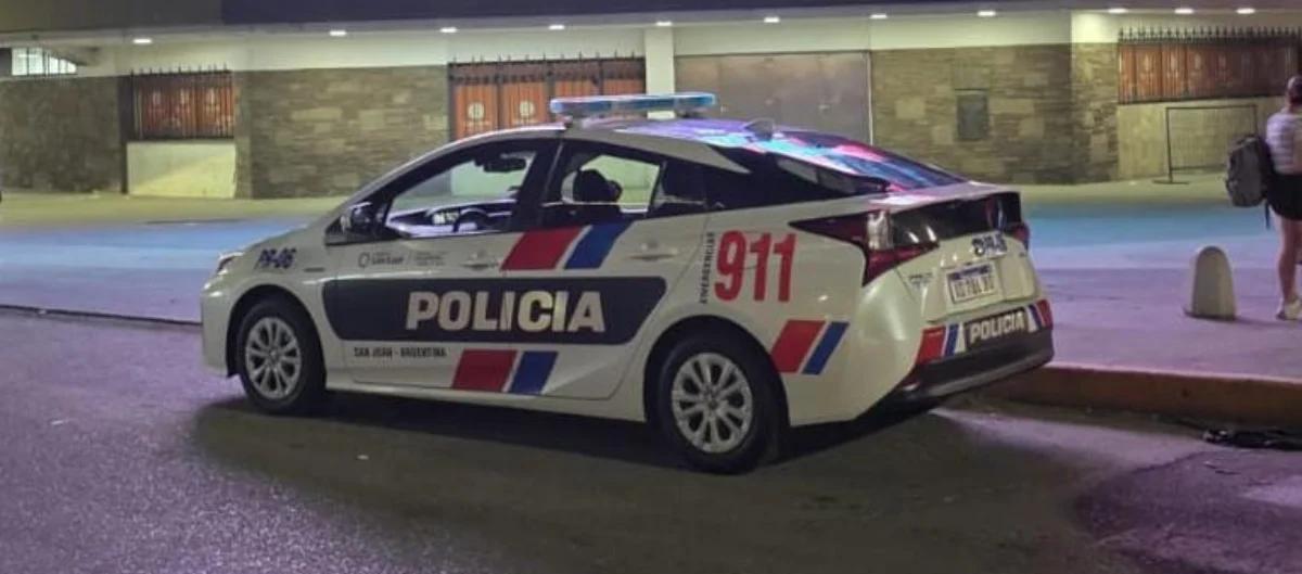 Robaron una casa en Santa Lucía y los ladrones tomaron mezcal