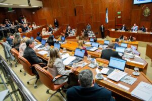 San Juan comprará 50.000 netbooks para estudiantes y docentes