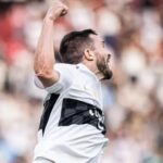 Tim Payne marcó un golazo en su debut con Olimpia de Paraguay