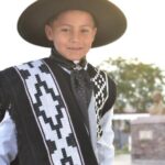 Un nene sanjuanino de 7 años se gana los escenarios cantando folclore