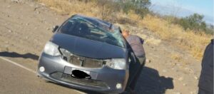 Vuelco de un auto en Valle Fértil dejó a una docente lesionada