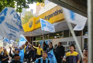 El Gobierno posterga la concesión del Correo Argentino por su rol clave en las elecciones de 2027
