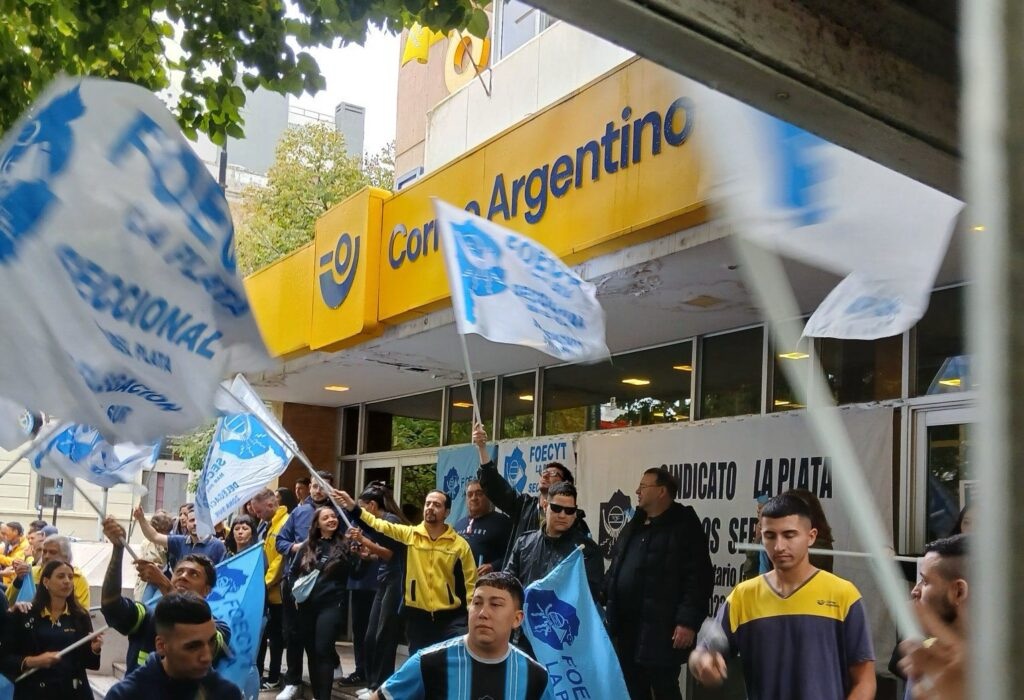 El Gobierno posterga la concesión del Correo Argentino por su rol clave en las elecciones de 2027