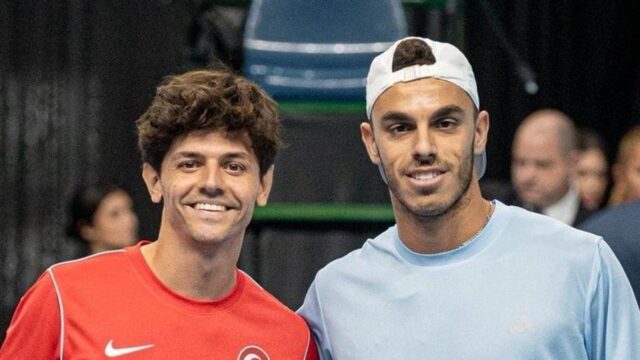 Argentina se impone 2-0 ante Turquía en Copa Davis