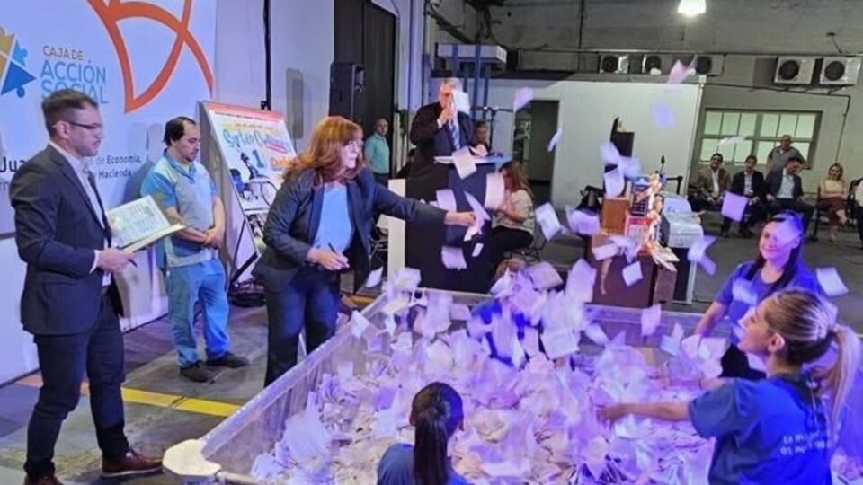 CAS realizó sorteo de Cupones No Premiados con 12 premios