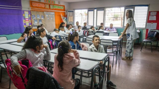 Córdoba lidera Pruebas PISA 2025 en Argentina