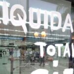 Economía argentina cae 2,9% en julio y se acerca a la recesión