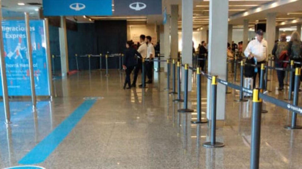 Gobierno extiende concesión de aeropuertos hasta 2049