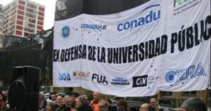 Gremios universitarios advierten nuevas medidas de fuerza