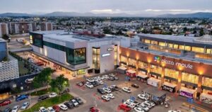 Guardia de seguridad baleado en intento de asalto en mall de Talca