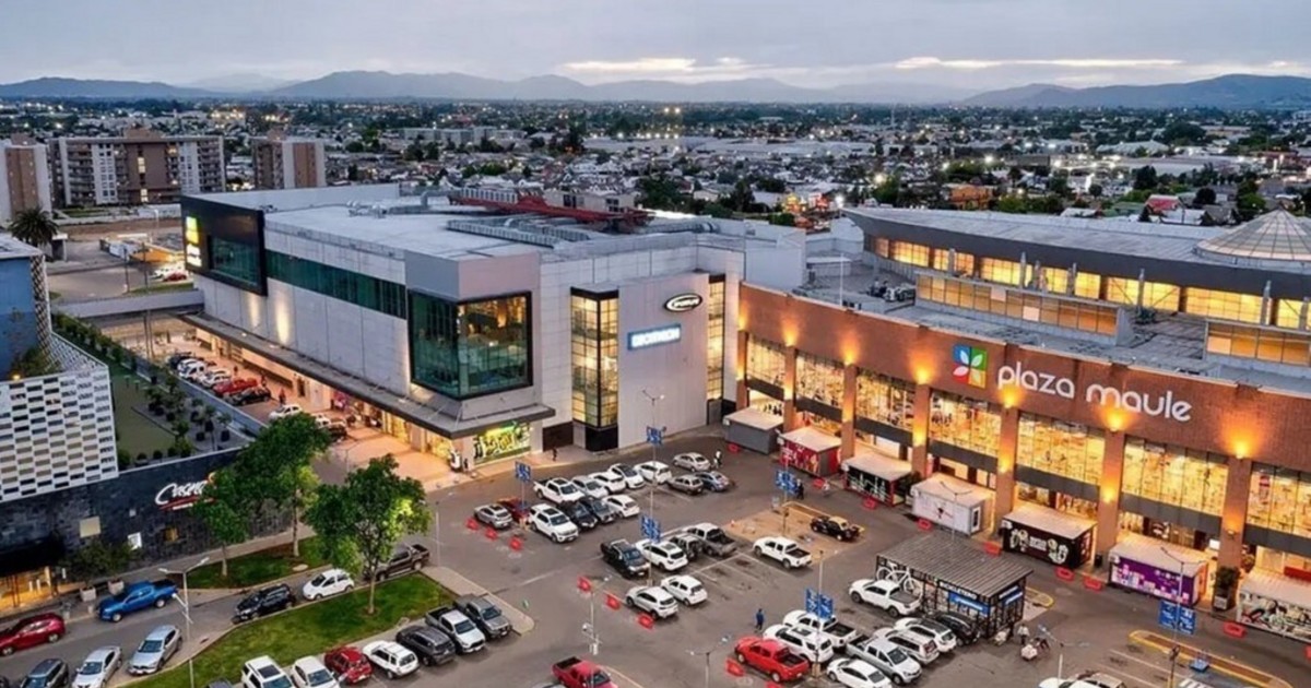 Guardia de seguridad baleado en intento de asalto en mall de Talca