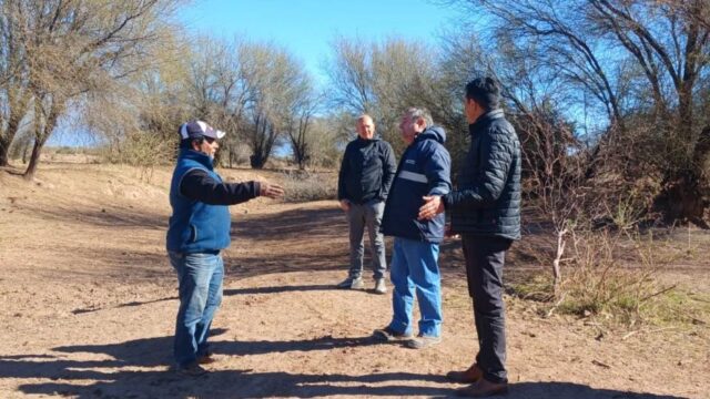 Hidráulica revisa defensas en Bermejo ante crecientes