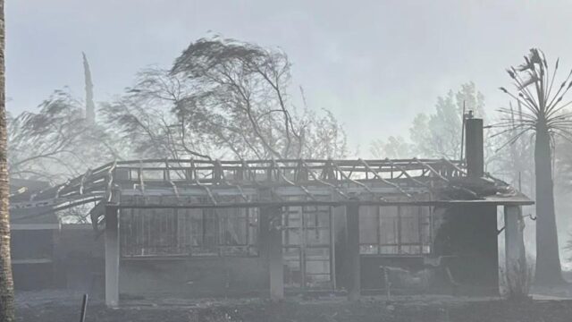Incendio en Santa Lucía afecta a cinco viviendas