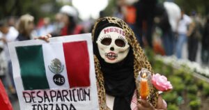 Marcha en México por los 12 años de Ayotzinapa