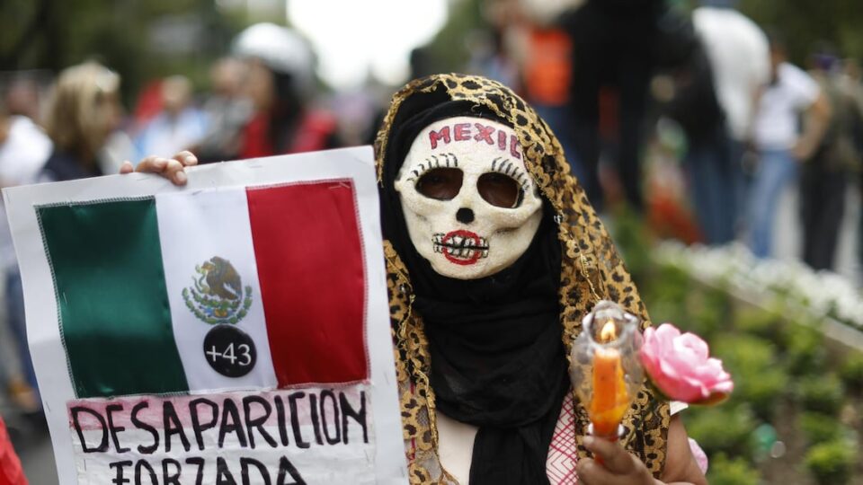 Marcha en México por los 12 años de Ayotzinapa