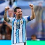 Messi recibe ovación en su visita a Qatar
