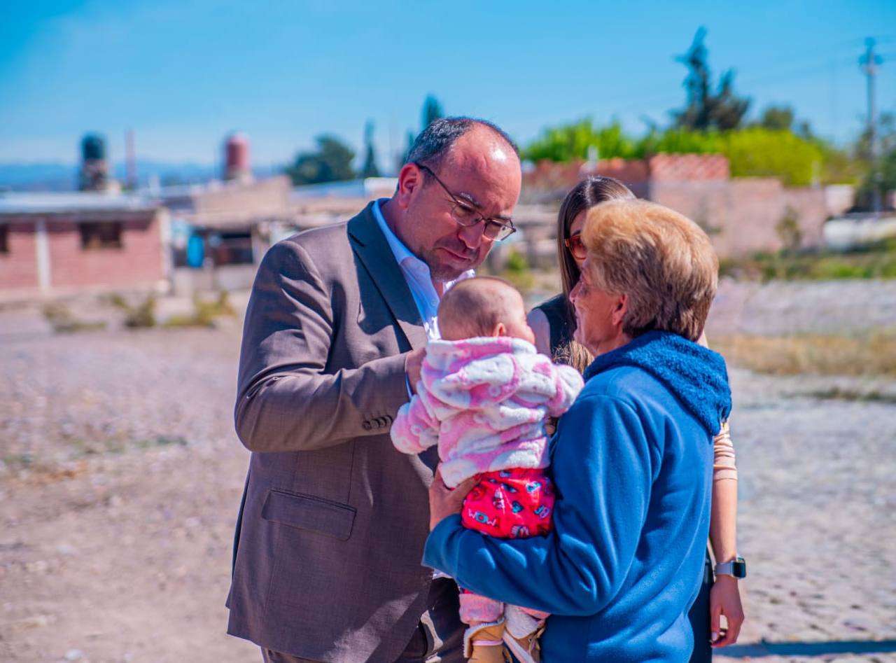 Miodowsky anunció el inicio del pavimento en Villa Molina