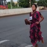 Mujer corre descalza para ganar premio por la educación de sus hijas