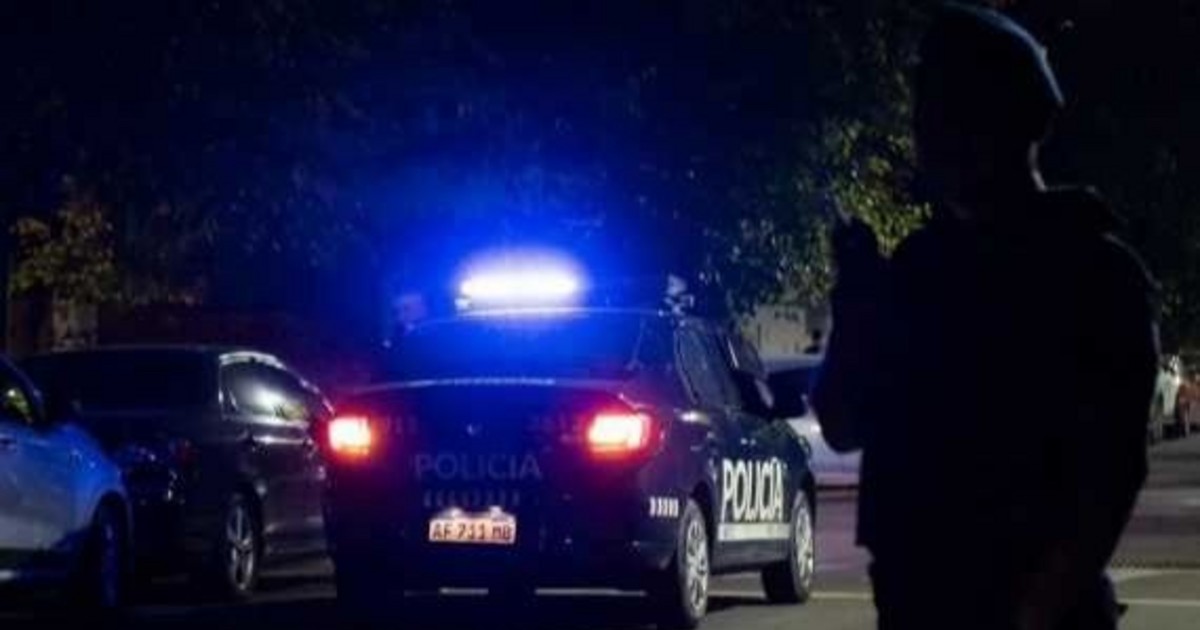 Mujer y niño fallecen tras caer a pozo séptico en Mendoza