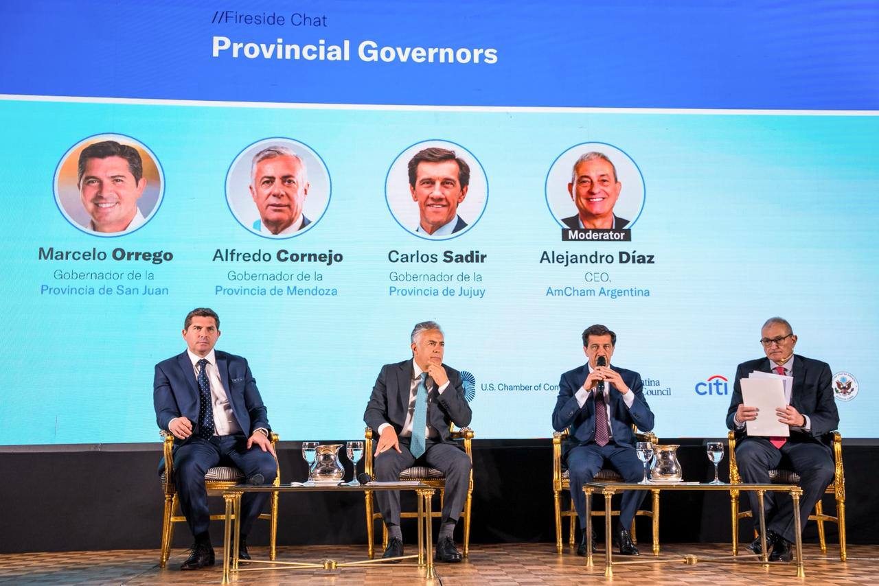 Orrego expone en foro internacional sobre minerales críticos