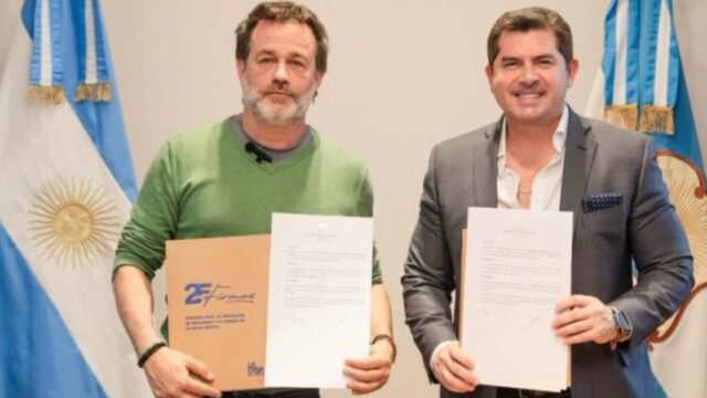 Orrego firma convenio para prevención de consumos problemáticos
