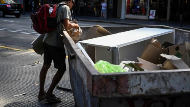 Pobreza en Argentina alcanzó el 32,3% en primer semestre de 2026