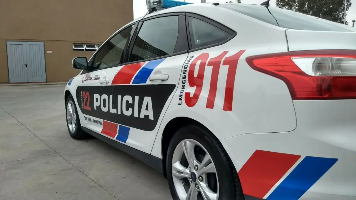 Policías de Rivadavia salvaron a un bebé que se asfixió con comida