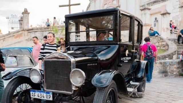 San Juan recibe autos históricos en el Gran Premio Argentino