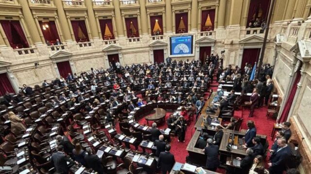 Senadores nacionales tendrán dieta de más de $13 millones desde 2027