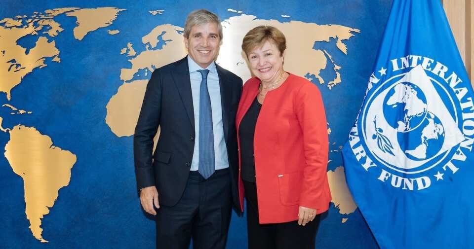 El FMI inicia una nueva revisión del acuerdo con Argentina y pone el foco en el déficit y las reservas