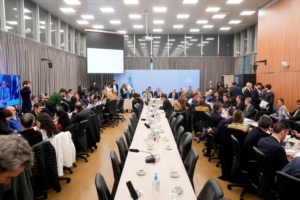 Diputados: el oficialismo abrió el debate sobre el endeudamiento familiar y la emergencia en discapacidad