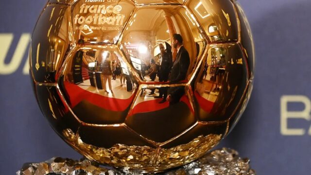 Dibu Martínez, nominado al Balón de Oro: competirá por el premio al Mejor Arquero